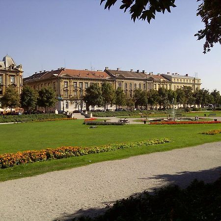 Zagrebrent Apartments Eksteriør bilde