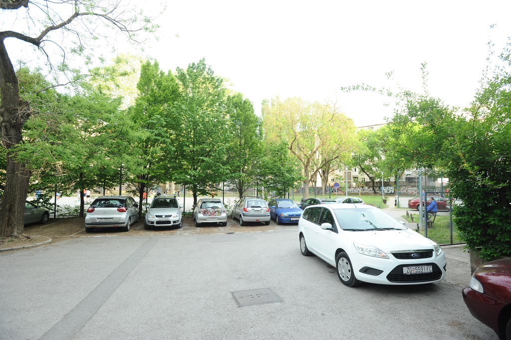 Zagrebrent Apartments Eksteriør bilde